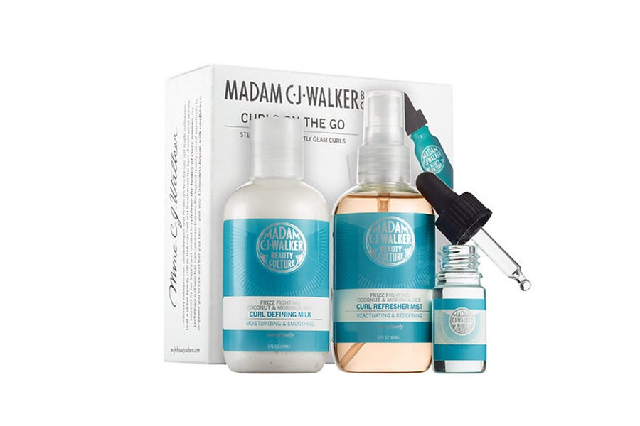 14 Gifts Perfect for The Traveling Girl in Your Life
